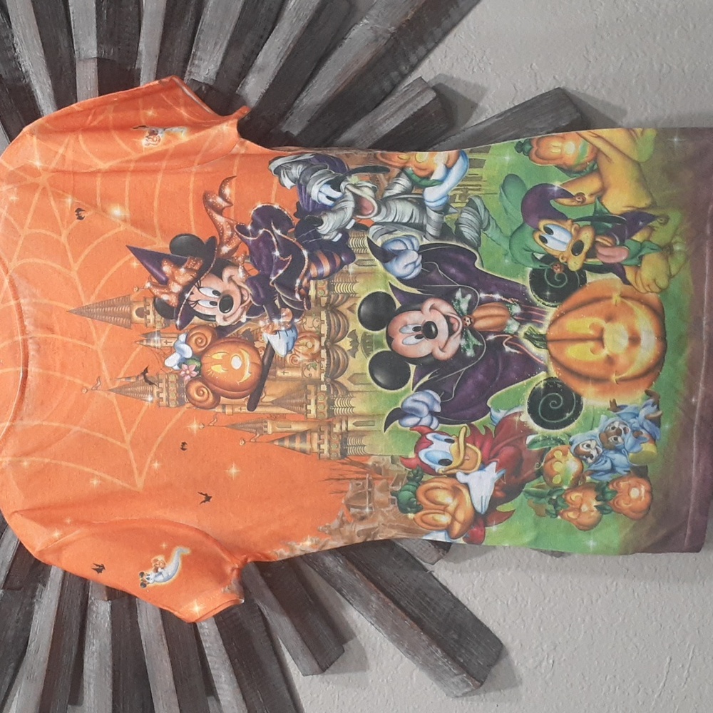 Walt Disney World Halloween Tee - Picture 2 of 4